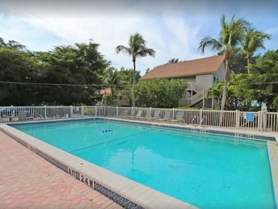 Captiva 2 Bedroom Condo with Full Gulf Views Sleeps 6