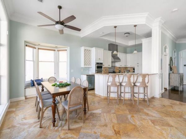 This Posh Destin Rental Home Full Gulf View