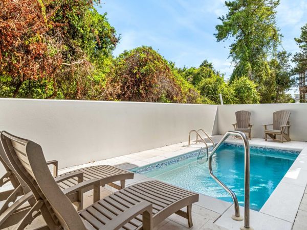 Seacrest Beach 5 Bedroom Vacation Home with Pool