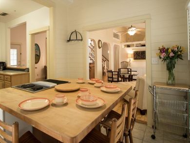 Kitchen Bar
