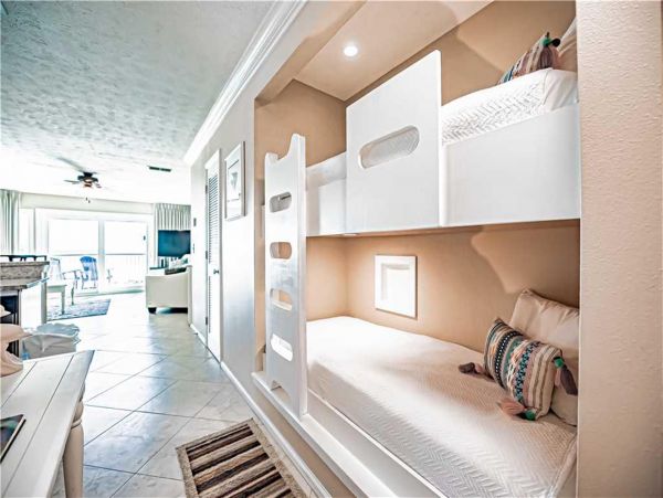 Seafarer Vacation Condo Rental