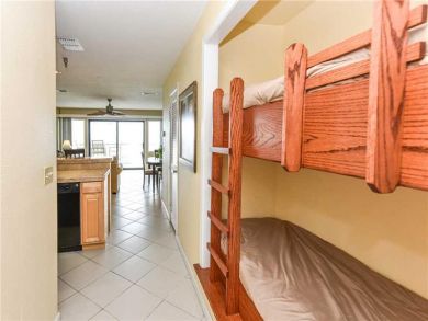 One Bedroom Beach Condo Sleeps Six Guests One Bedroom Beach Condo Sleeps Six Guests