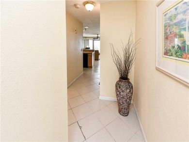 One Bedroom Beach Condo Sleeps Six Guests One Bedroom Beach Condo Sleeps Six Guests