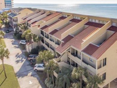 One Bedroom Beach Condo Sleeps Six Guests
