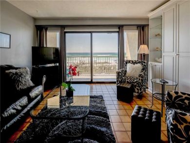 One Bedroom Beach Condo Sleeps Six