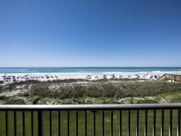 Destin Beachfront Lovely