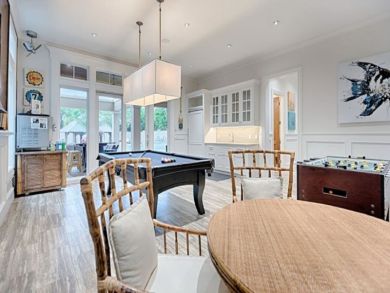 Beautiful 8 Bedroom Coastal Home in Destin