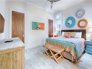 Beautiful 8 Bedroom Coastal Home in Destin