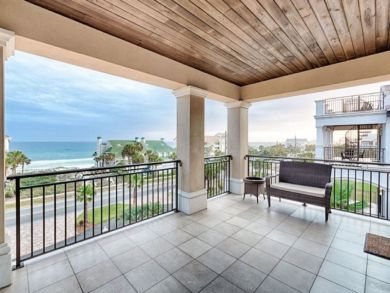 Beautiful 8 Bedroom Coastal Home in Destin