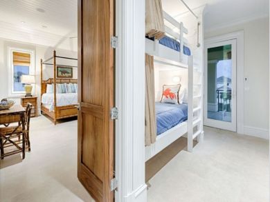 Beautiful 8 Bedroom Coastal Home in Destin