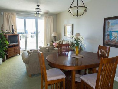 Living & Dining Area