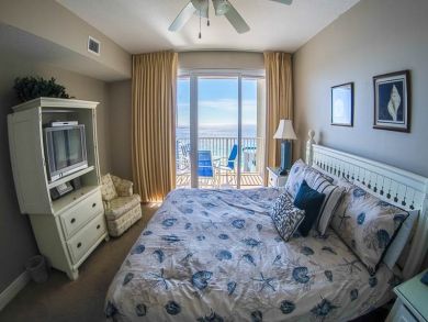 Master Bedroom with Gulf View Master Bedroom with Gulf View
