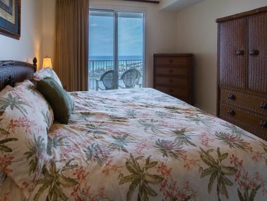 Master Bedroom with Gulf View Master Bedroom with Gulf View