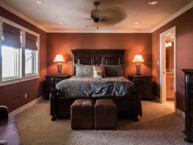 Master Bedroom with Queen Bed Master Bedroom with Queen Bed