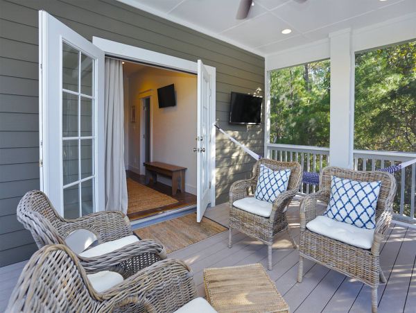 Seagrove Beach Five Bedroom Vacation Home Sleeps 14