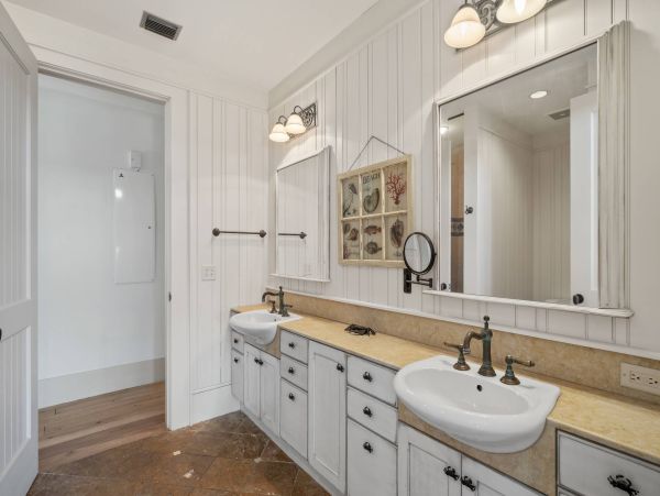 Beaches of South Walton Luxury 5 Bedroom Vacation Home