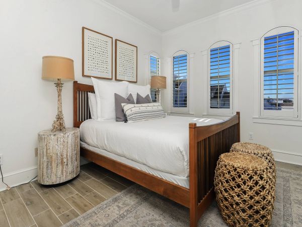 Seacrest Beach Vacation Home Sleeps Ten Guests