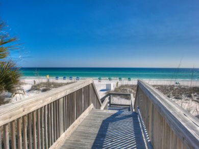 On Beach Great Rental Condo Lots Of Amenities 2 Bedrooms - additional view, photo 3
