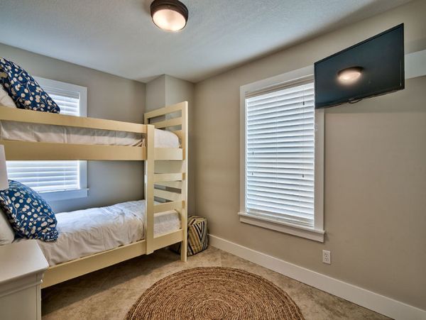 Destin Vacation Rental 7 Bedrooms 1 Min Walk to Beach