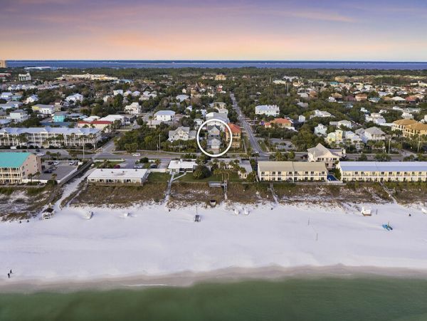 Destin Vacation Rental 7 Bedrooms 1 Min Walk to Beach