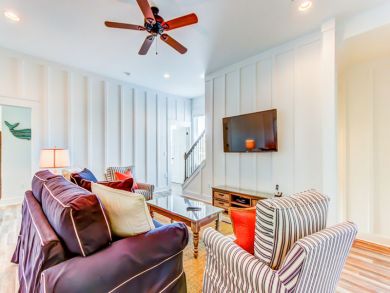 Luxury 6 bedroom home in Destin