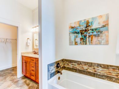 Luxury 6 bedroom home in Destin