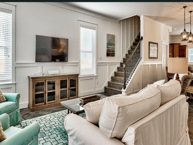 Luxury 6 bedroom home in Destin