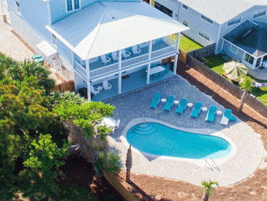 Luxury 6 bedroom home in Destin