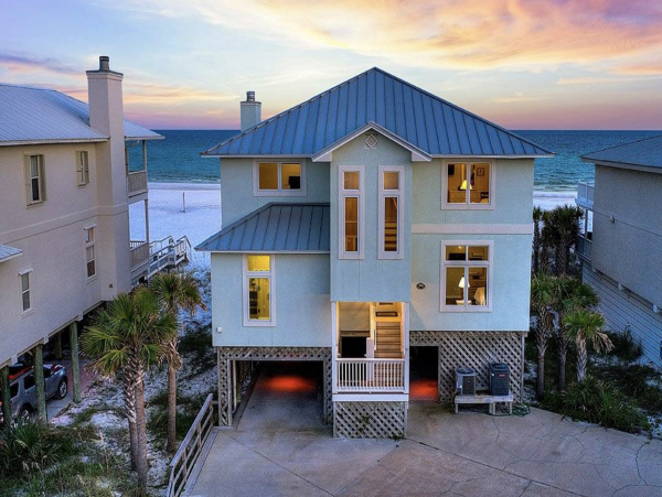 Luxury Santa Rosa Beachfront Rental 6 Bedrooms Sleeps 20