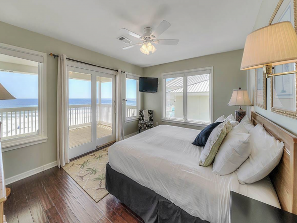 Luxury Santa Rosa Beachfront Rental 6 Bedrooms Sleeps 20