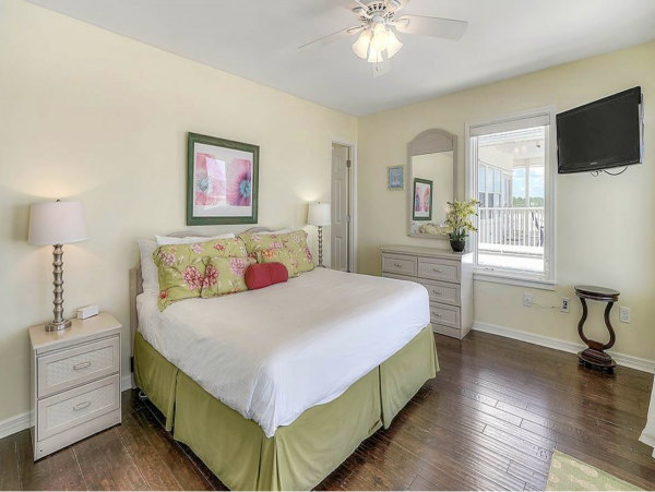 Luxury Santa Rosa Beachfront Rental 6 Bedrooms Sleeps 20