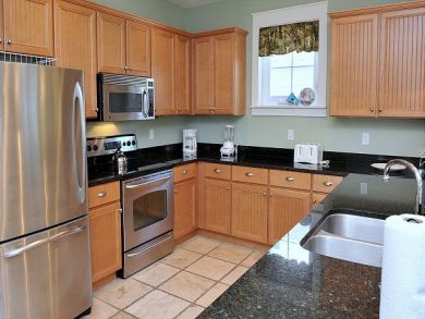 Miramar Beach 4 bed Rental Sleeps 10 - additional view, photo 2