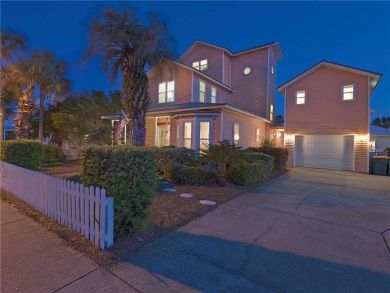Five Bedroom Crystal Beach Pool Home Destin Florida