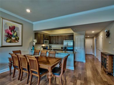 Kitchen & Dining Area