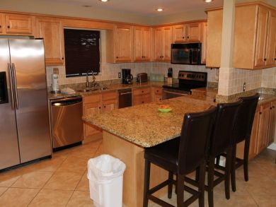 Equipped Kitchen with Bar Seating