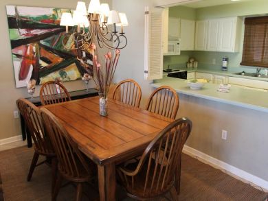 Kitchen & Dining Area Kitchen & Dining Area