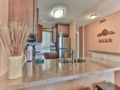 Full Gulf Views - Destin 2 Bedroom Beach Condo - Sleeps 8