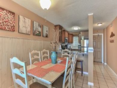 Full Gulf Views - Destin 2 Bedroom Beach Condo - Sleeps 8
