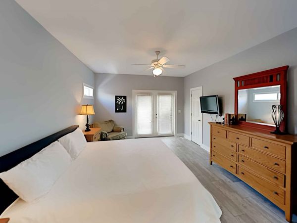 Charming Vacation Rental Home on Miramar Beach - 3 Bedrooms