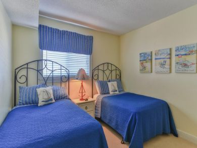 We Love This Destin Beachfront Vacation Condo Call Today