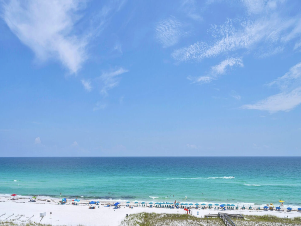Beach Beauty Destin Condo Great Amenities