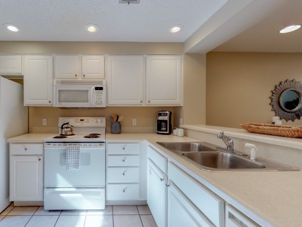 Miramar Beach 2 Bedroom Vacation Condo