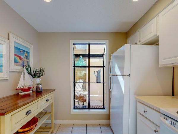 Miramar Beach 2 Bedroom Vacation Condo