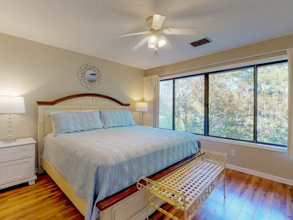 Miramar Beach 2 Bedroom Vacation Condo