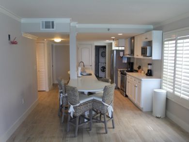 Well Equipped Kitchen Well Equipped Kitchen
