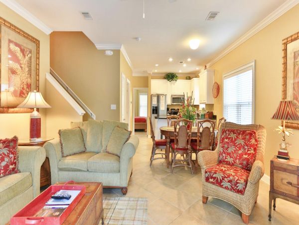 Santa Rosa Beach Vacation Home Three Bedrooms Communal Pool