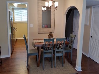 Dining Room with Seating for Six Dining Room with Seating for Six