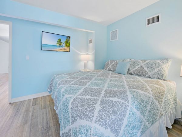 Almost on the Sand Captiva Rental Home Five Bedrooms Sleeps 12