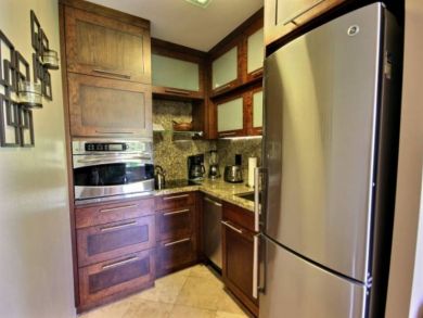 Stunning Vacation Rental Great Views and Interio