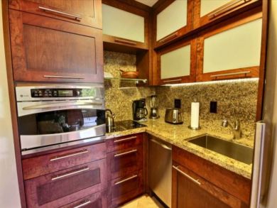 Stunning Vacation Rental Great Views and Interio